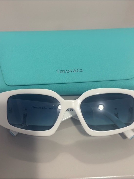 Tiffany & Co. Accessories - Tiffany & Co. White Frame Sunglasses with Blue Gradient Lenses
